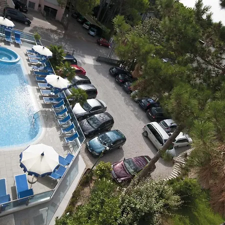 Hotel Bellevue 4*